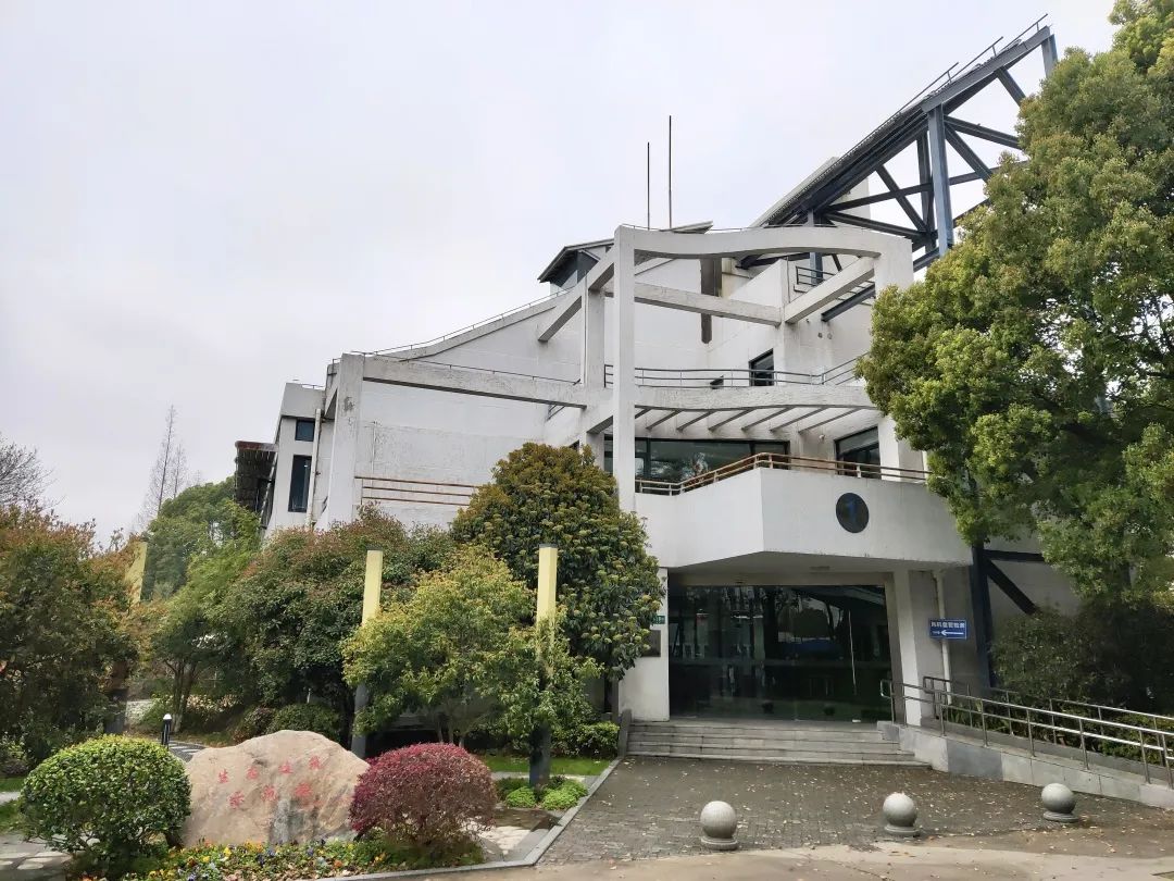 1680582088145969.jpg 1680582088145969.jpg